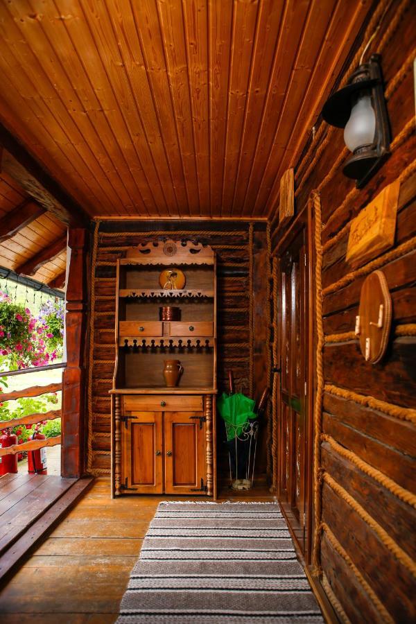 Hotel Casa Baciu Fundu Moldovei Exterior foto